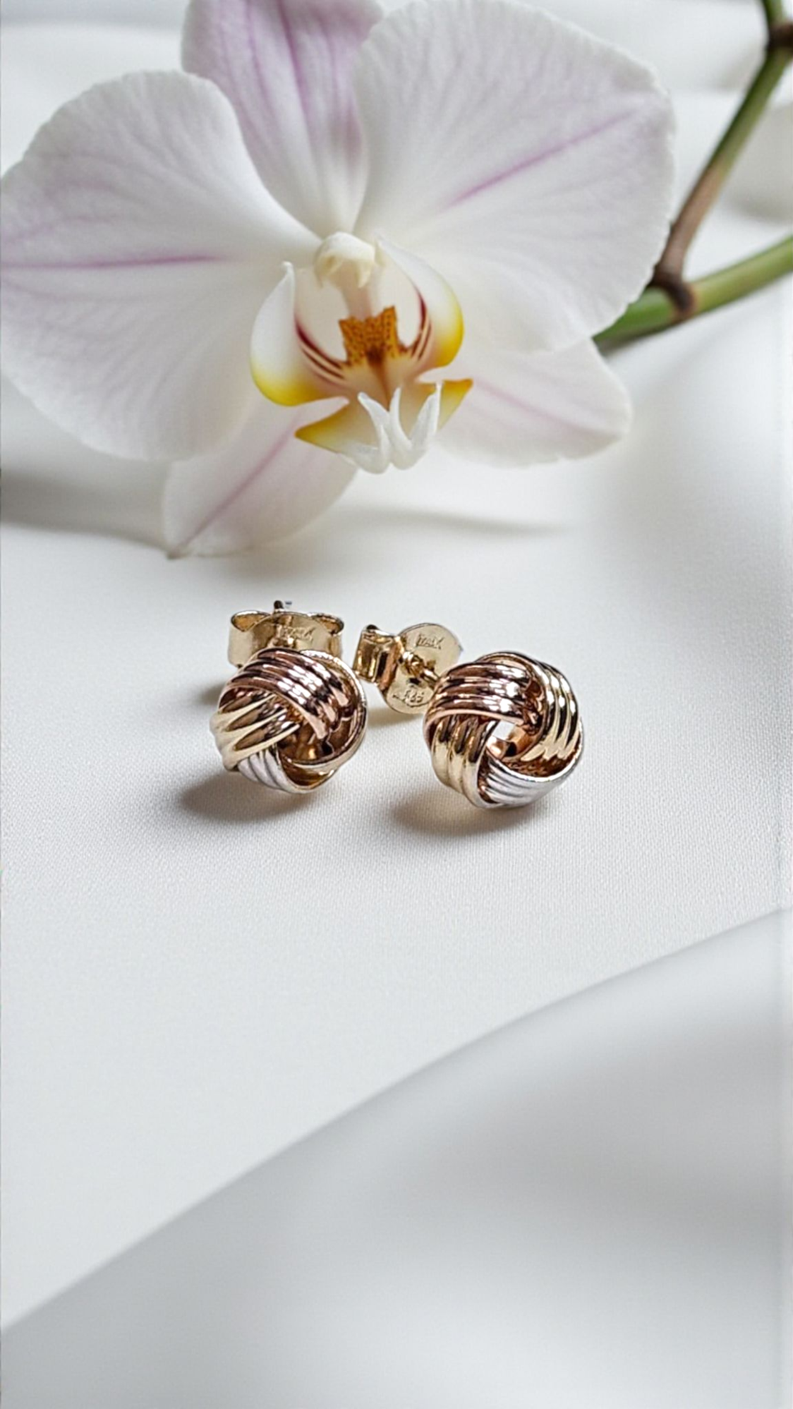 Златни обеци 