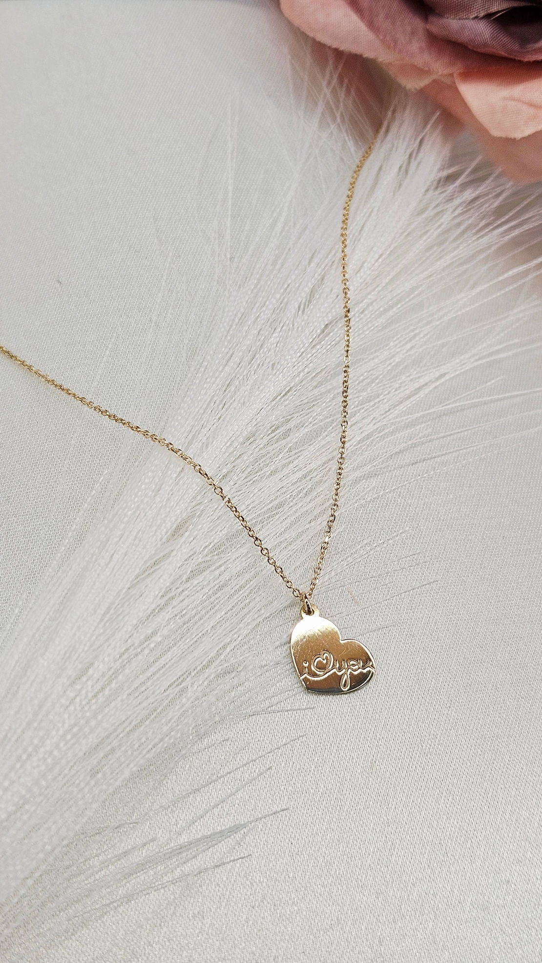 Златно колие 