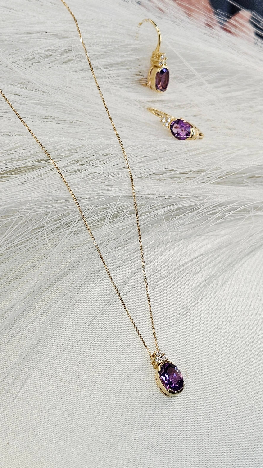 Златен комплект с Аметист и Цирконии