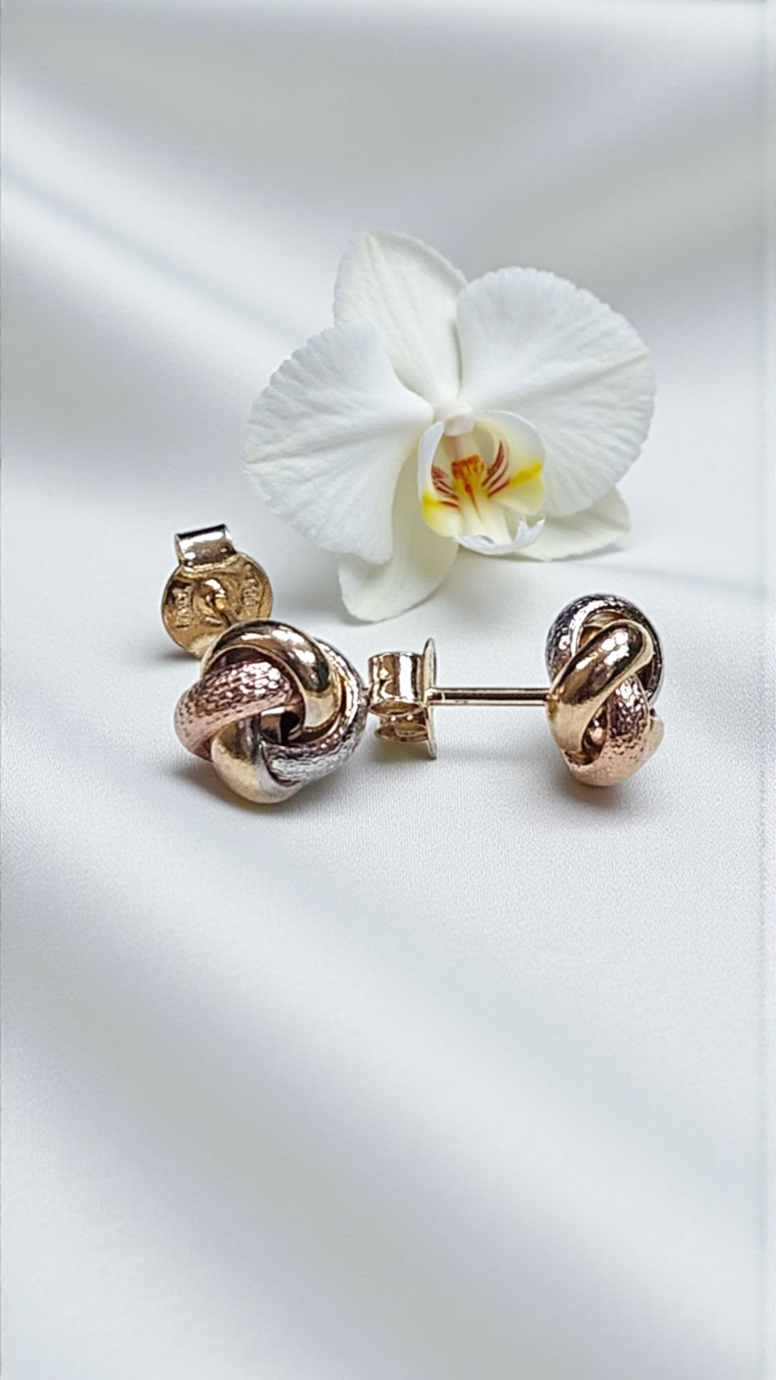 Златни обеци 