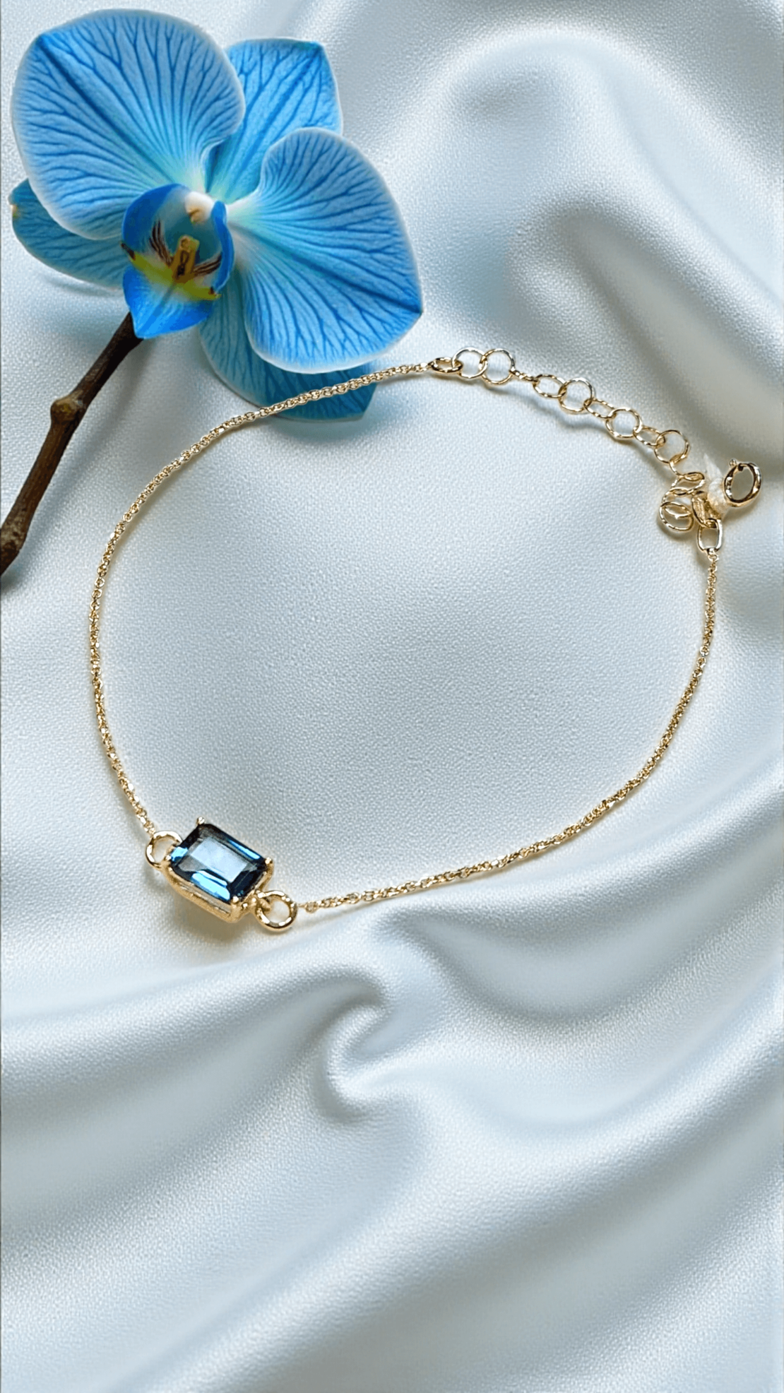 Златна гривна с Топаз London BluеGumon 18K