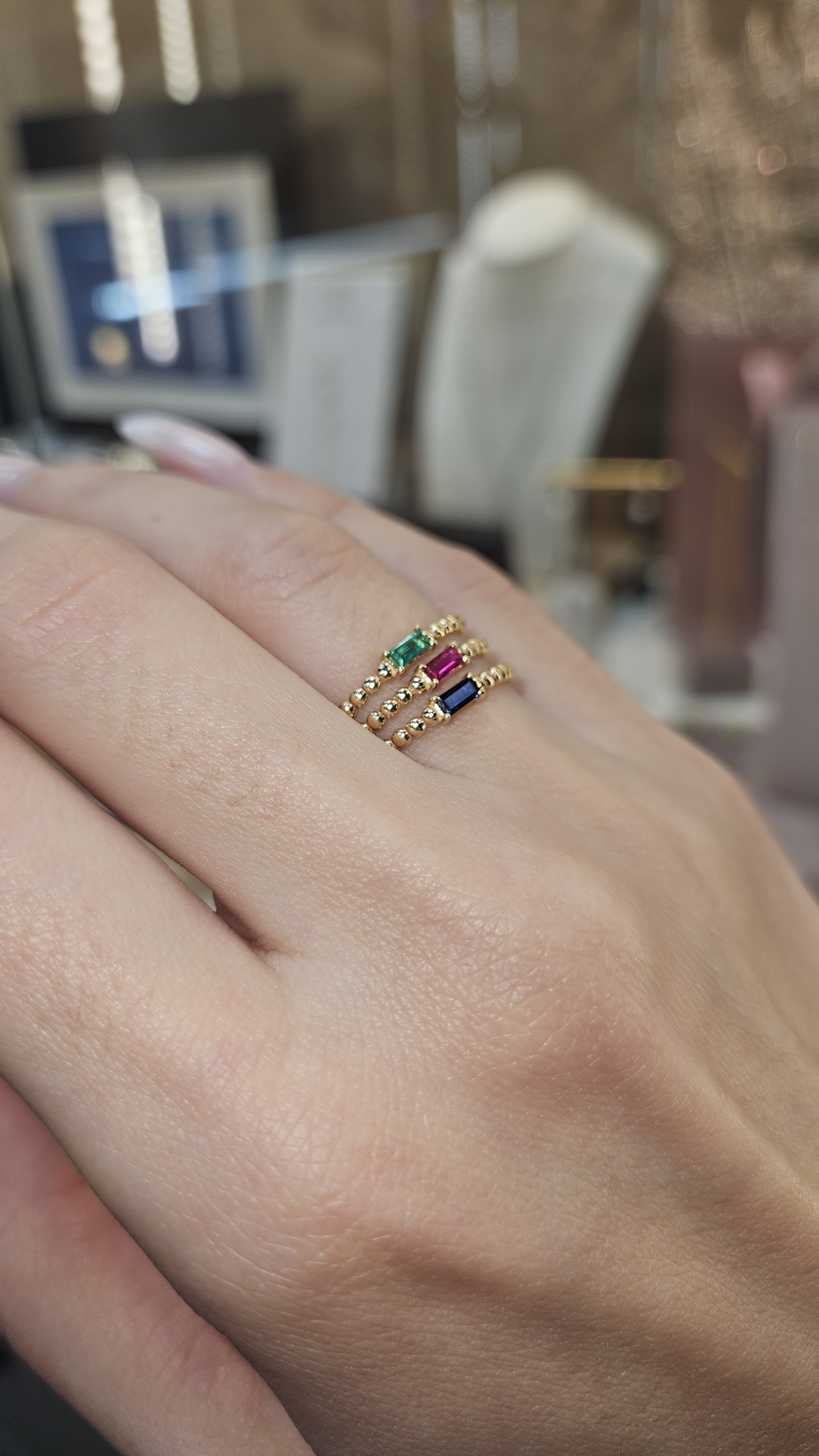 Златен пръстен с Изумруд 