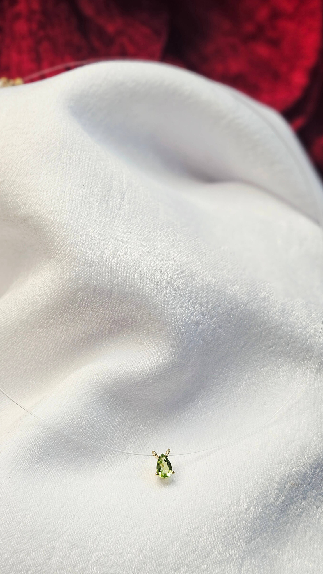 Колие на корда с природен Перидот в обков от 18К злато Gumon