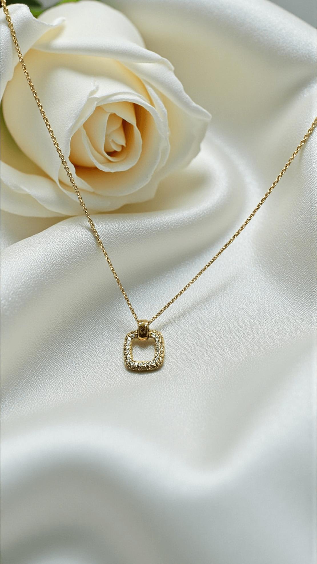 Комплект обеци и колие Luce Quadrata