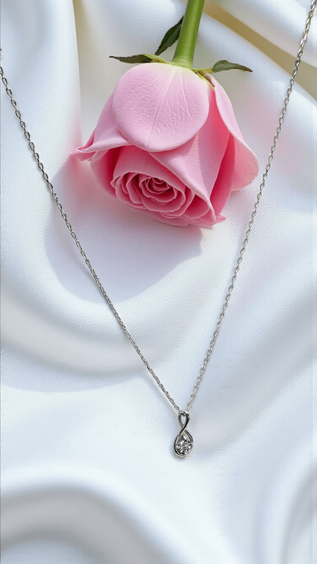 Златно колие