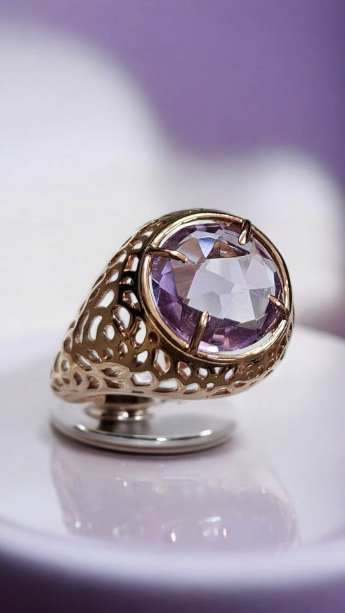 Дамски златен пръстен с Аметист от розово злато