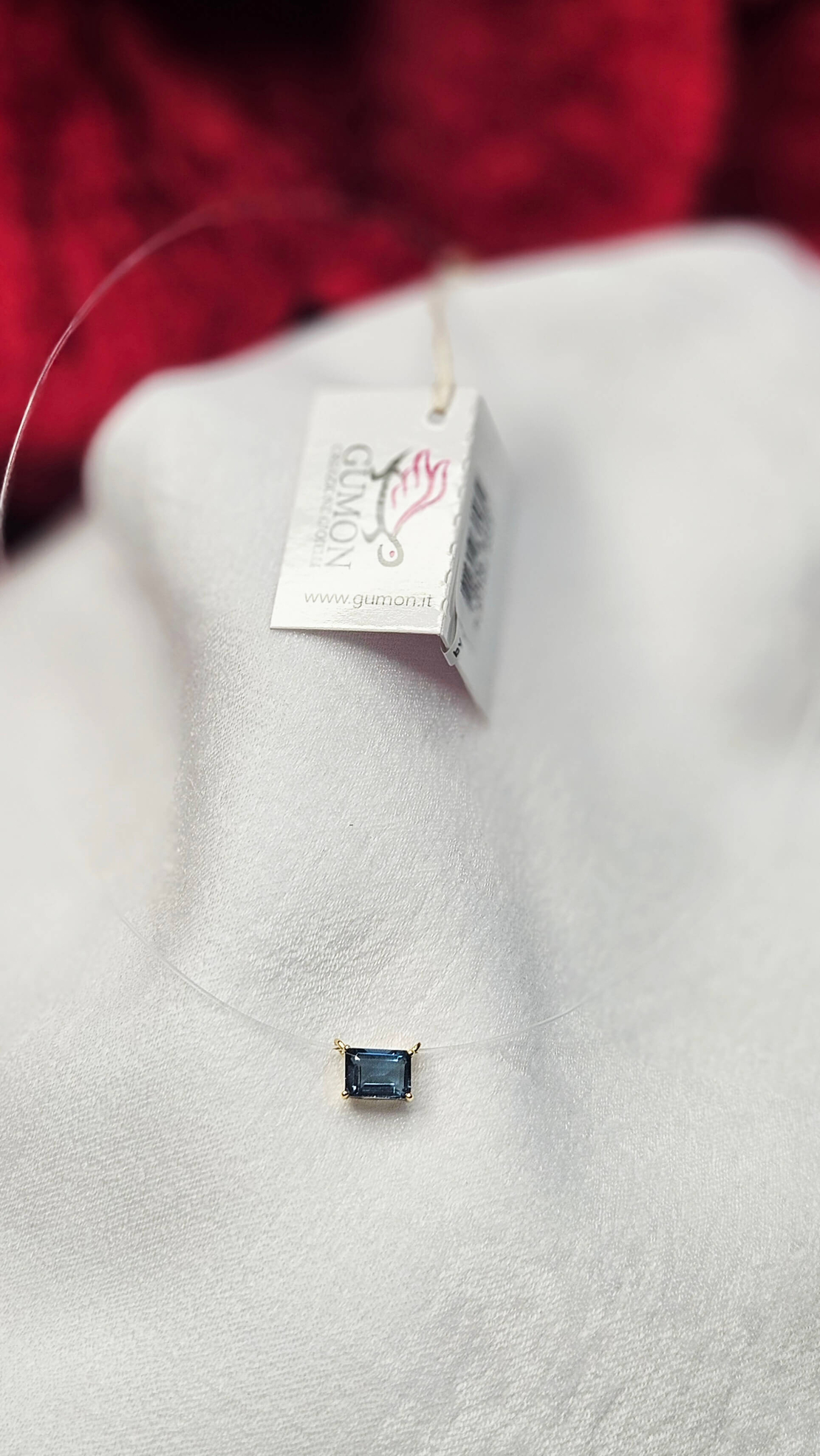 Колие на корда с природен Топаз London Blu  елементи от 18К злато Gumon