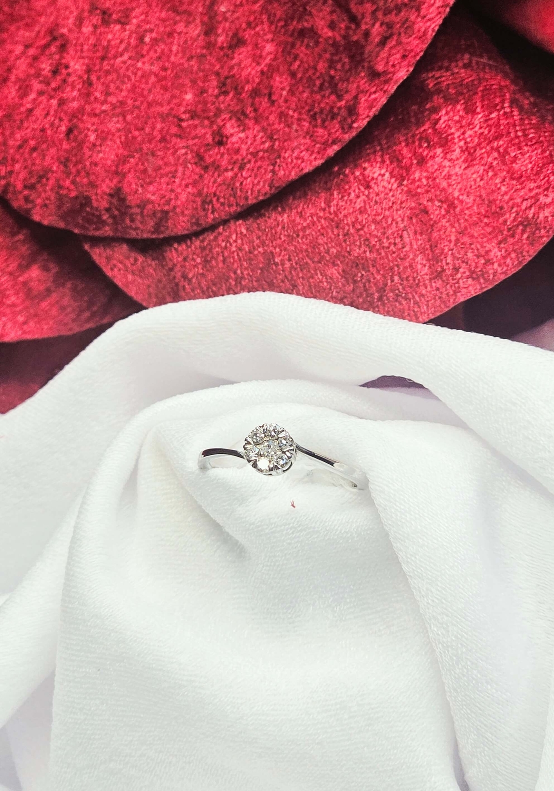 Златен пръстен от Бяло Злато Вечна Светлина