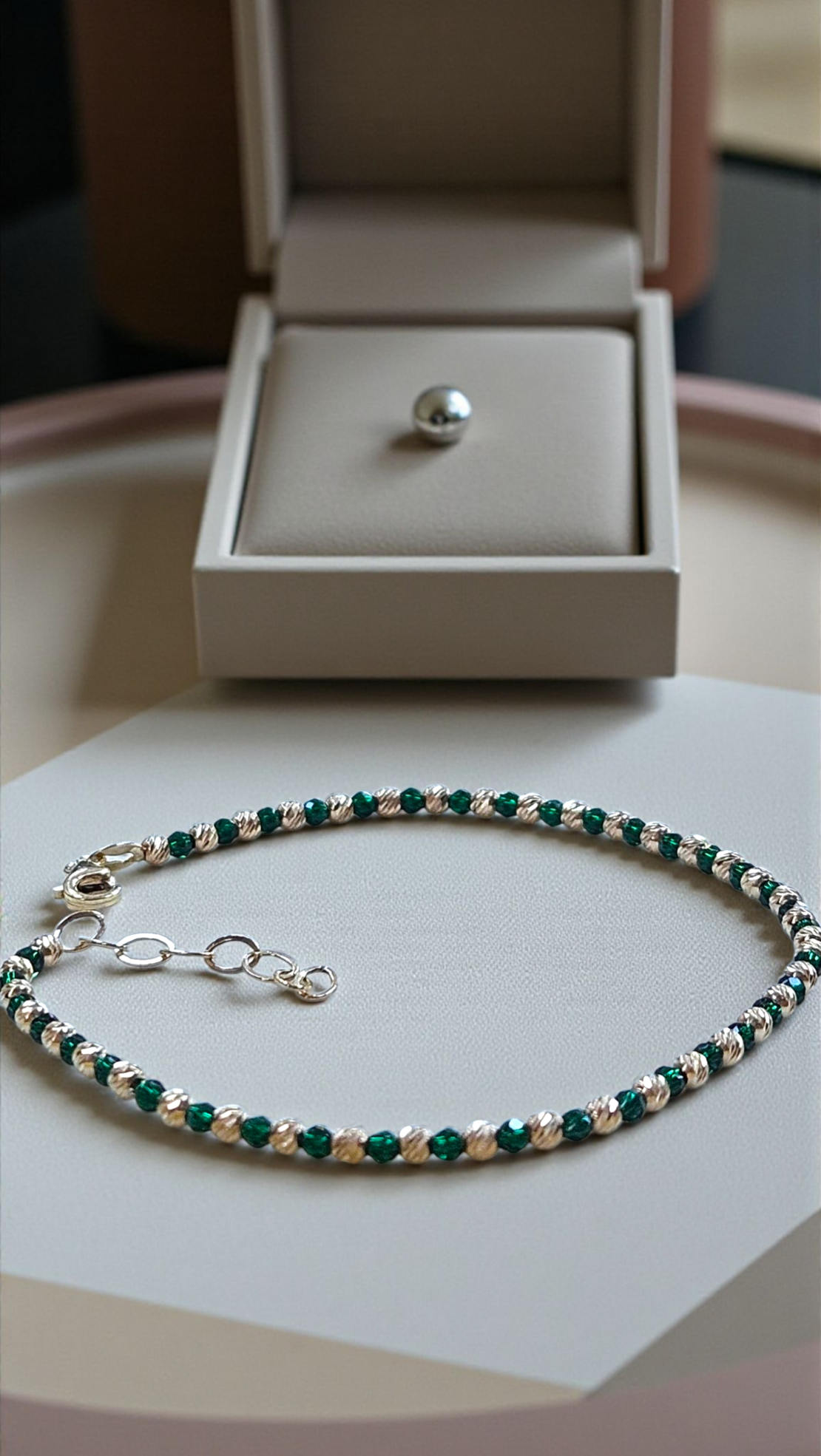 Златна гривна