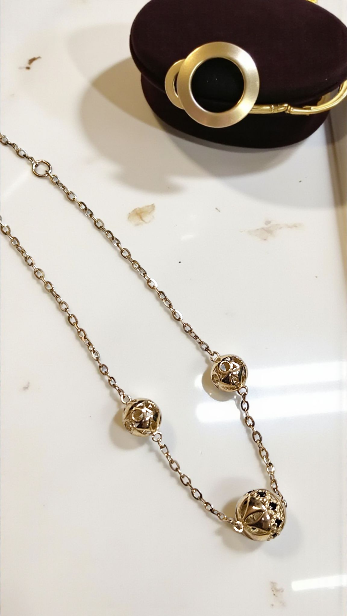 Златна гривна