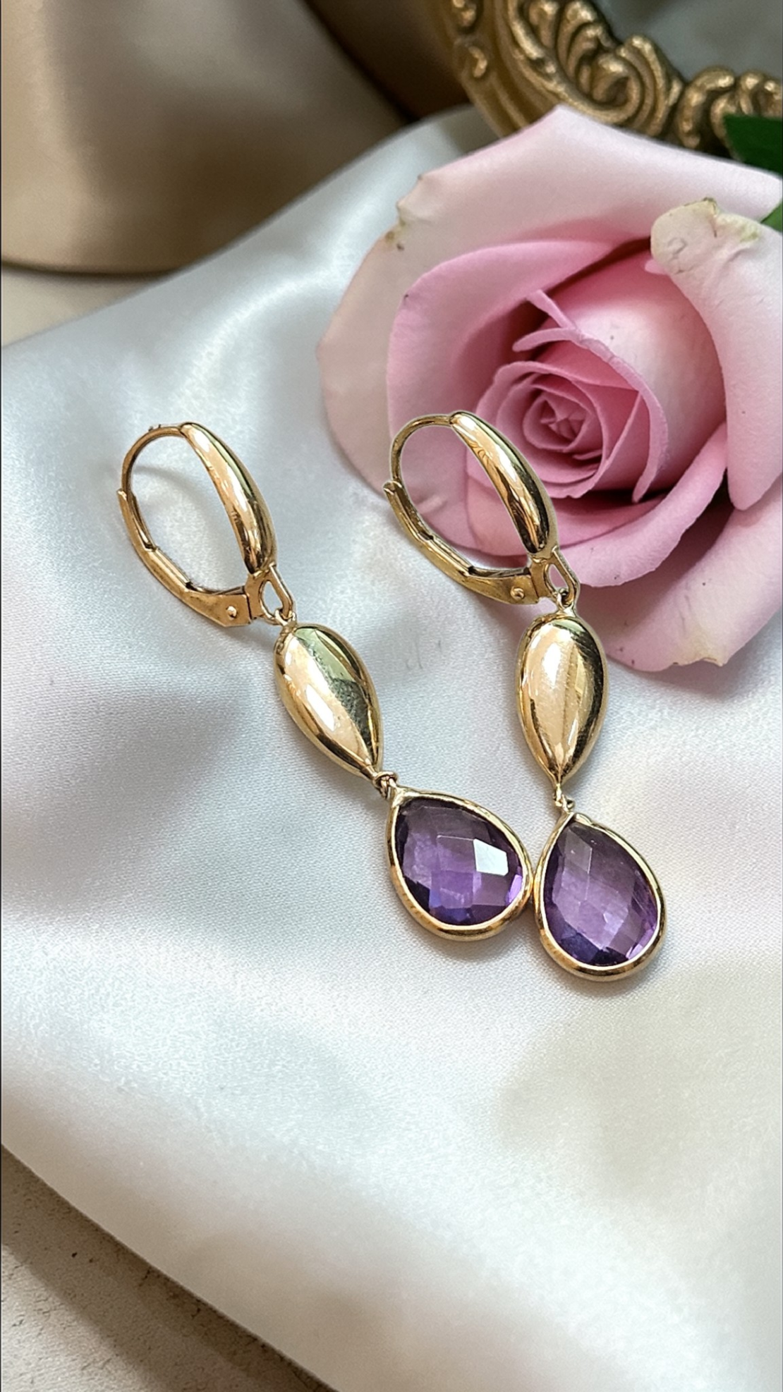 Дамски златен комплект с Аметист