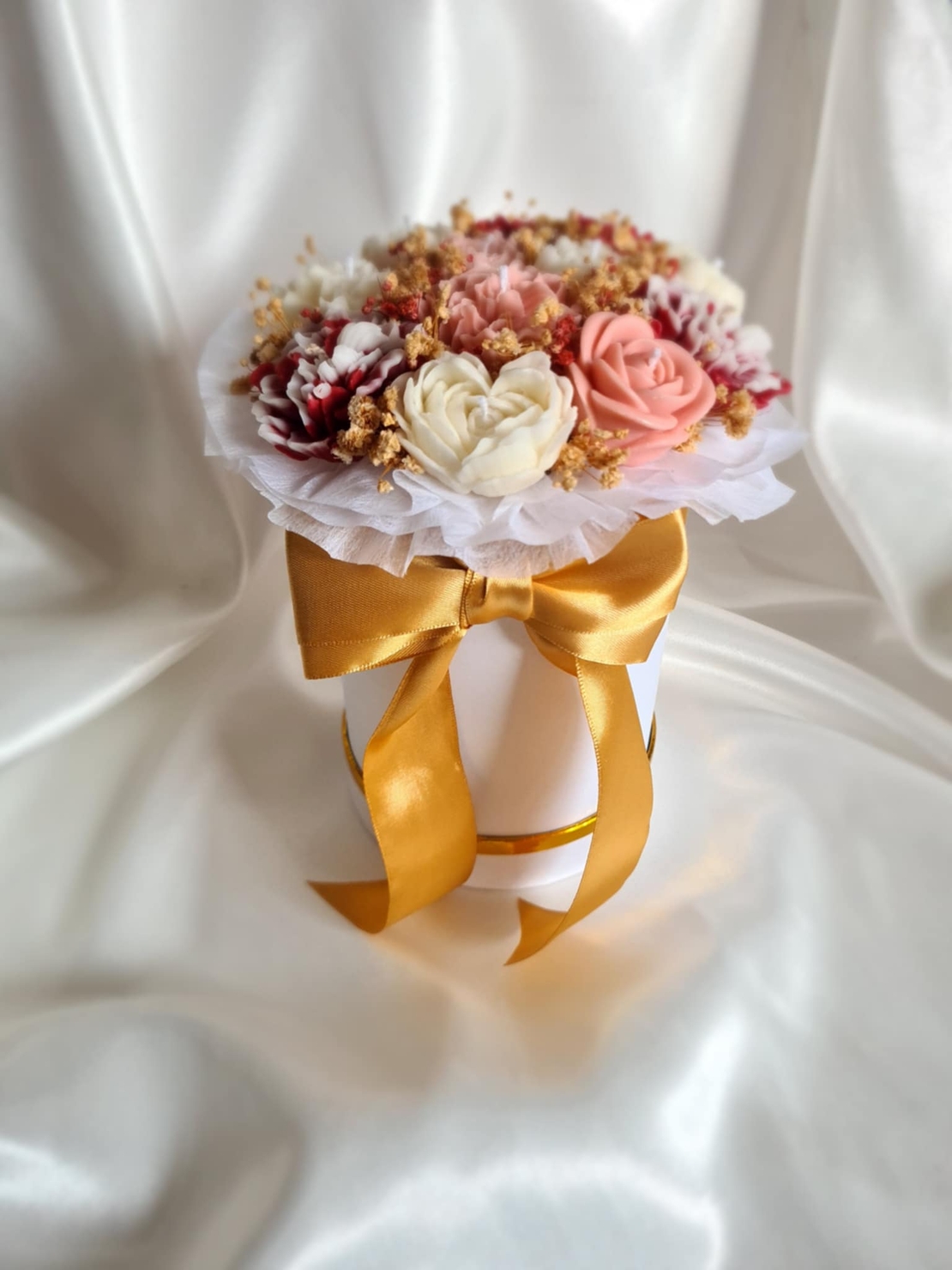 Авторски букет „Peach & Gold Harmony“