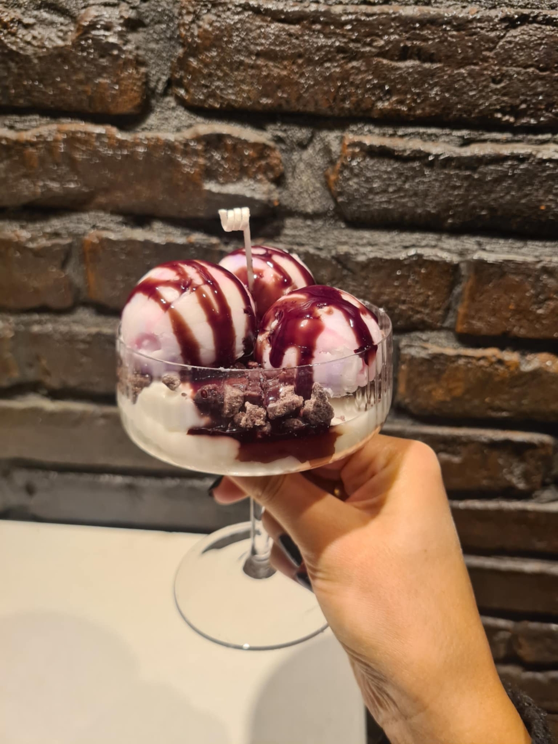 Ароматна свещ „Мелба наслада“