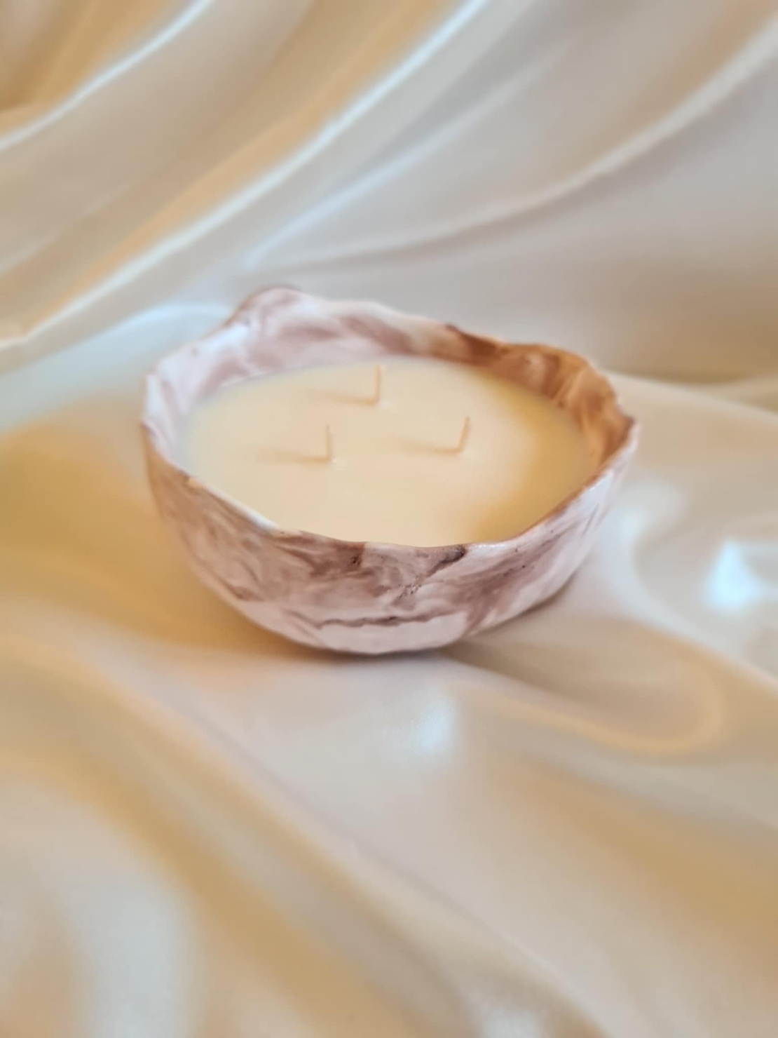 Луксозен керамичен комплект “Marble Bloom Duo” – ръчно изработени ароматни свещи