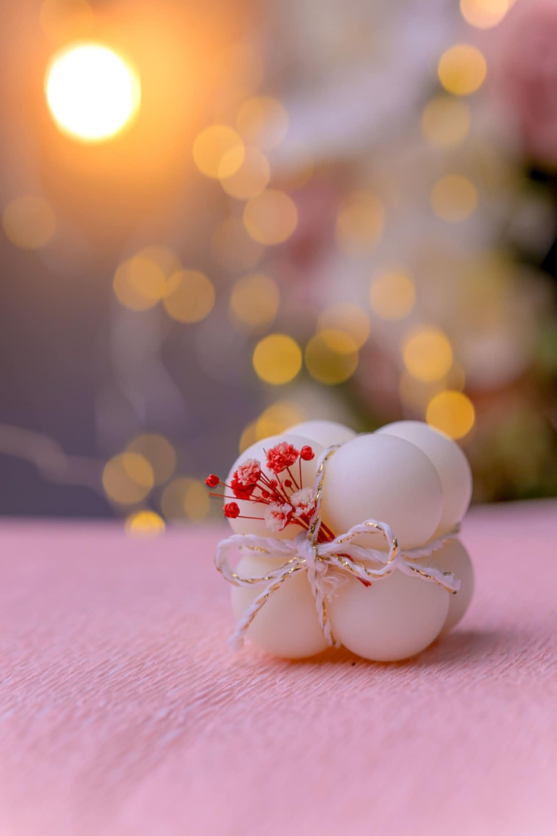 Бабъл свещ – нежна декорация за всеки повод