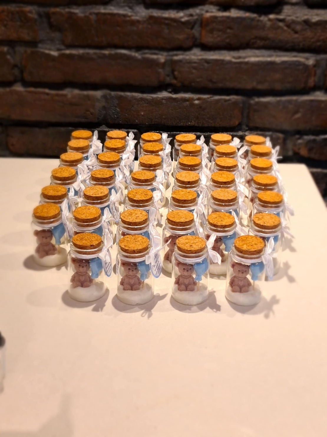 Мече с балонче – подарък за гости