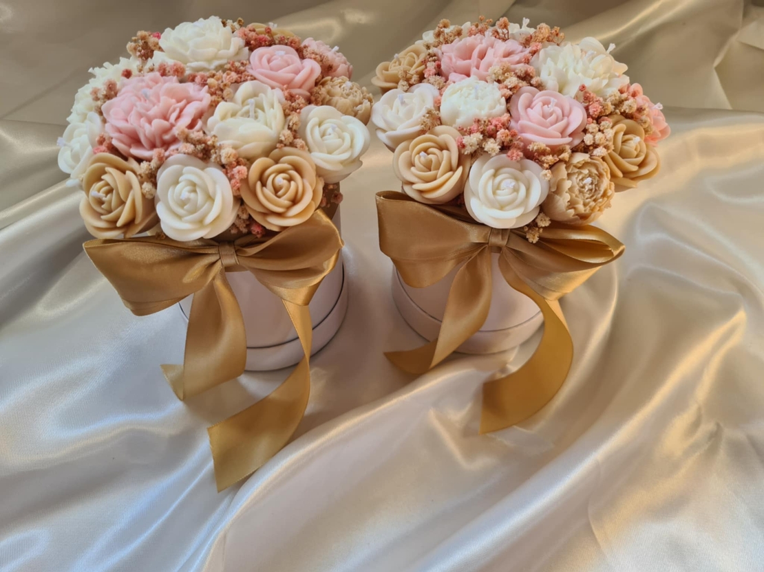 Авторски букет „Vanilla Gold Harmony“