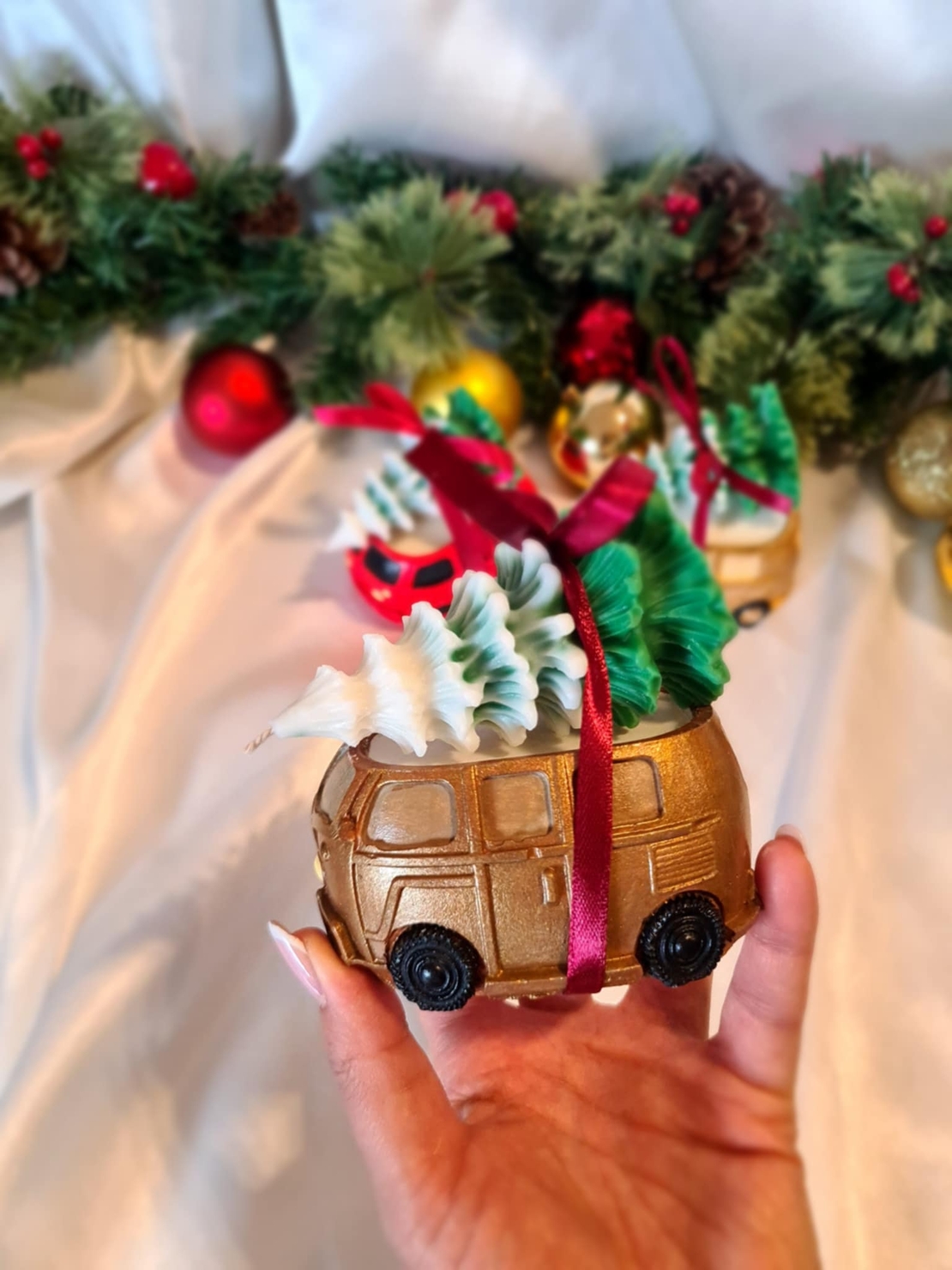 Коледни кемперчета със свещ – празнична лимитирана колекция