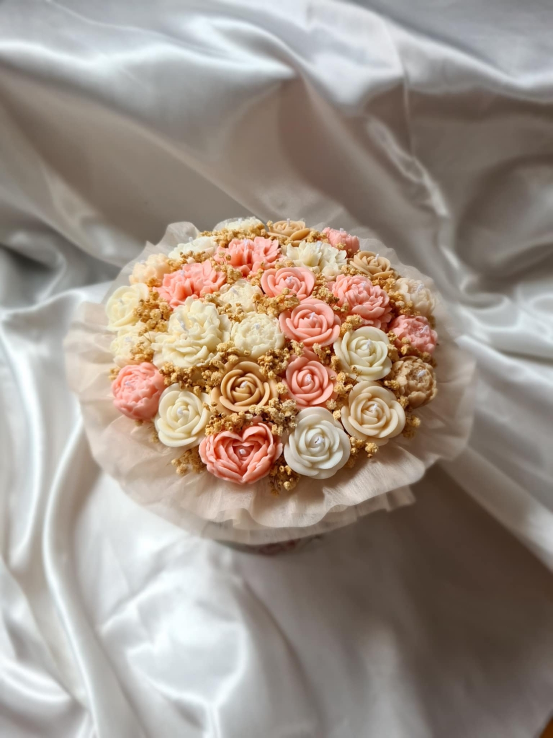 Авторски букет „Blush Symphony“