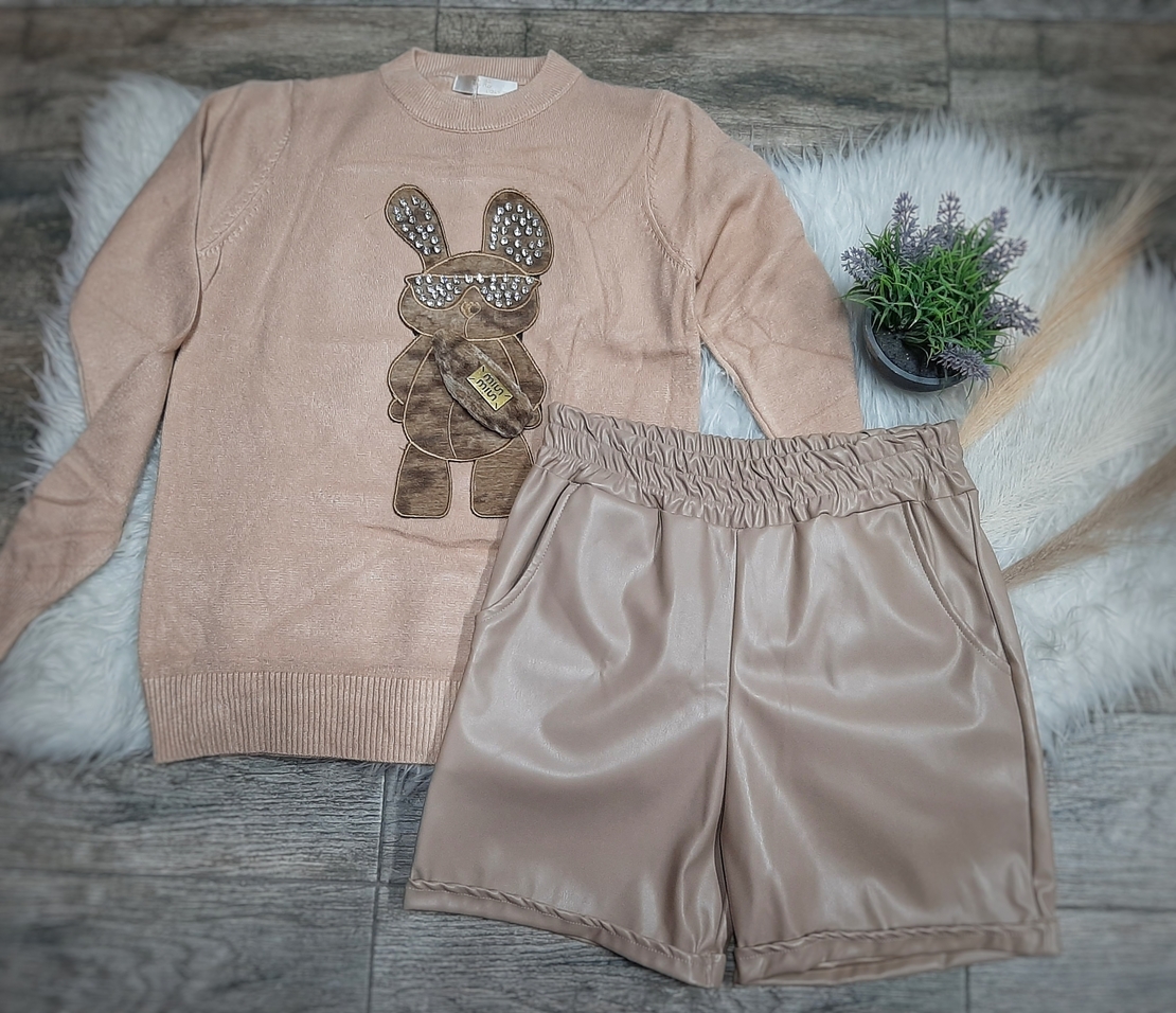 Къси кожени панталони