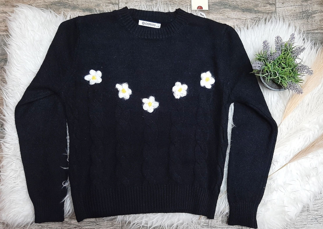 Дамски пуловер Цветя