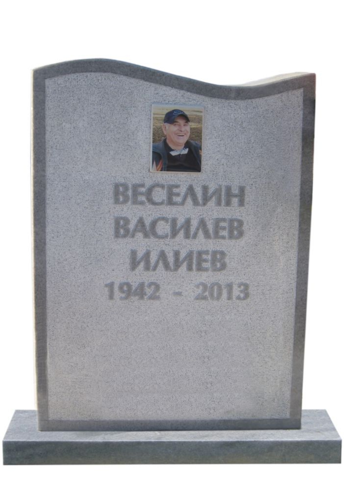 Паметник  мрамор №25