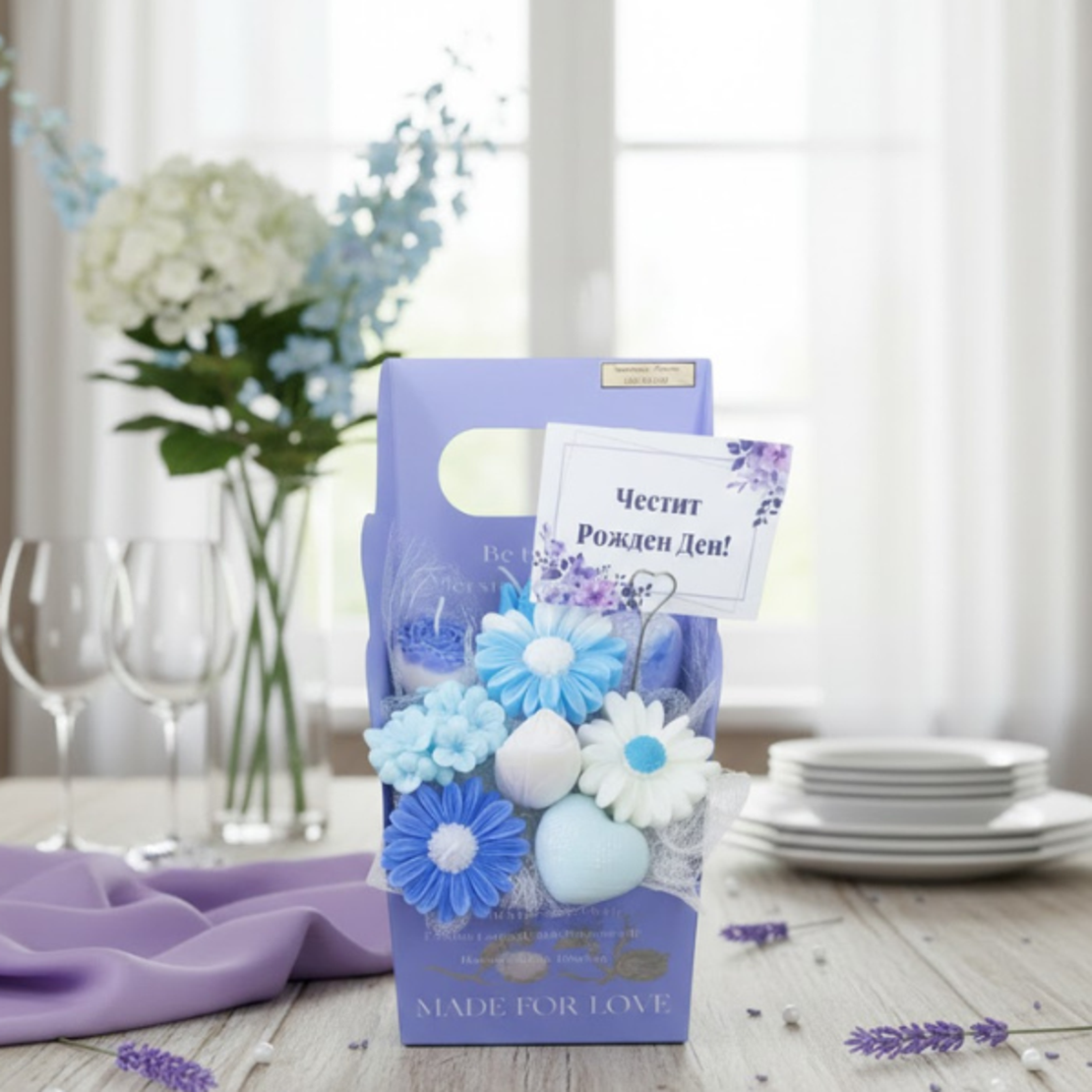 Букет от соеви свещи