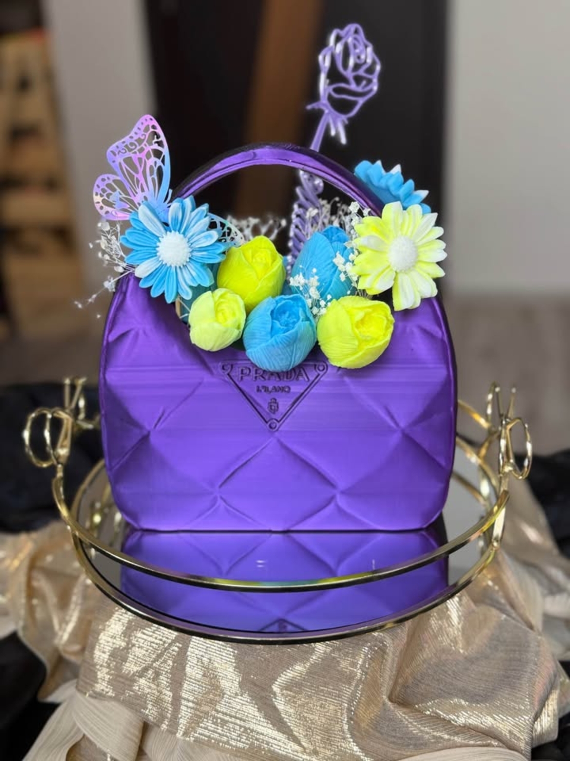 подарък за 8 март 👜 3D принтирани чанти, пълни с ръчно направени цветя