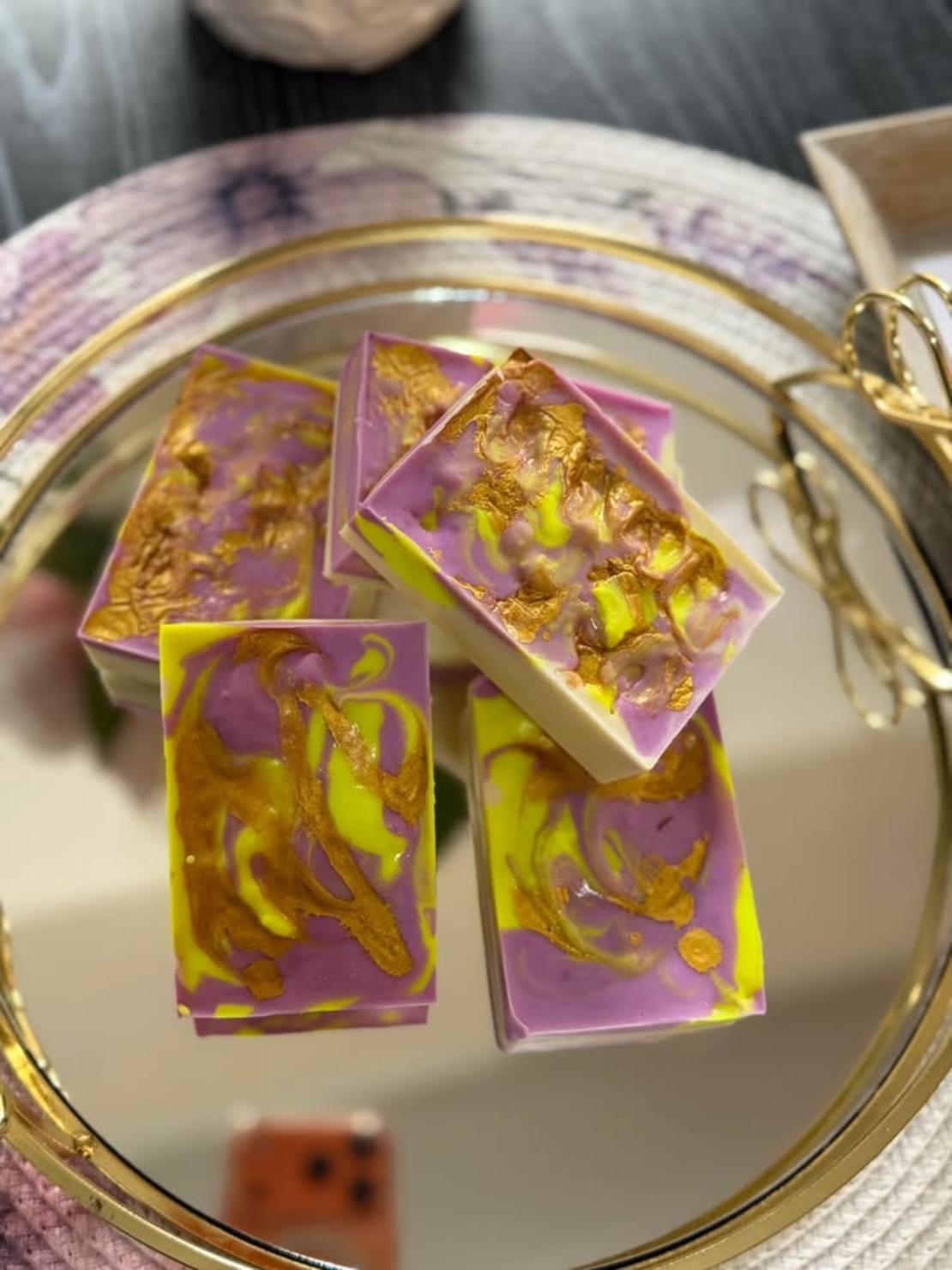 Ръчно изработен сапун „Лилав зюмбюл“