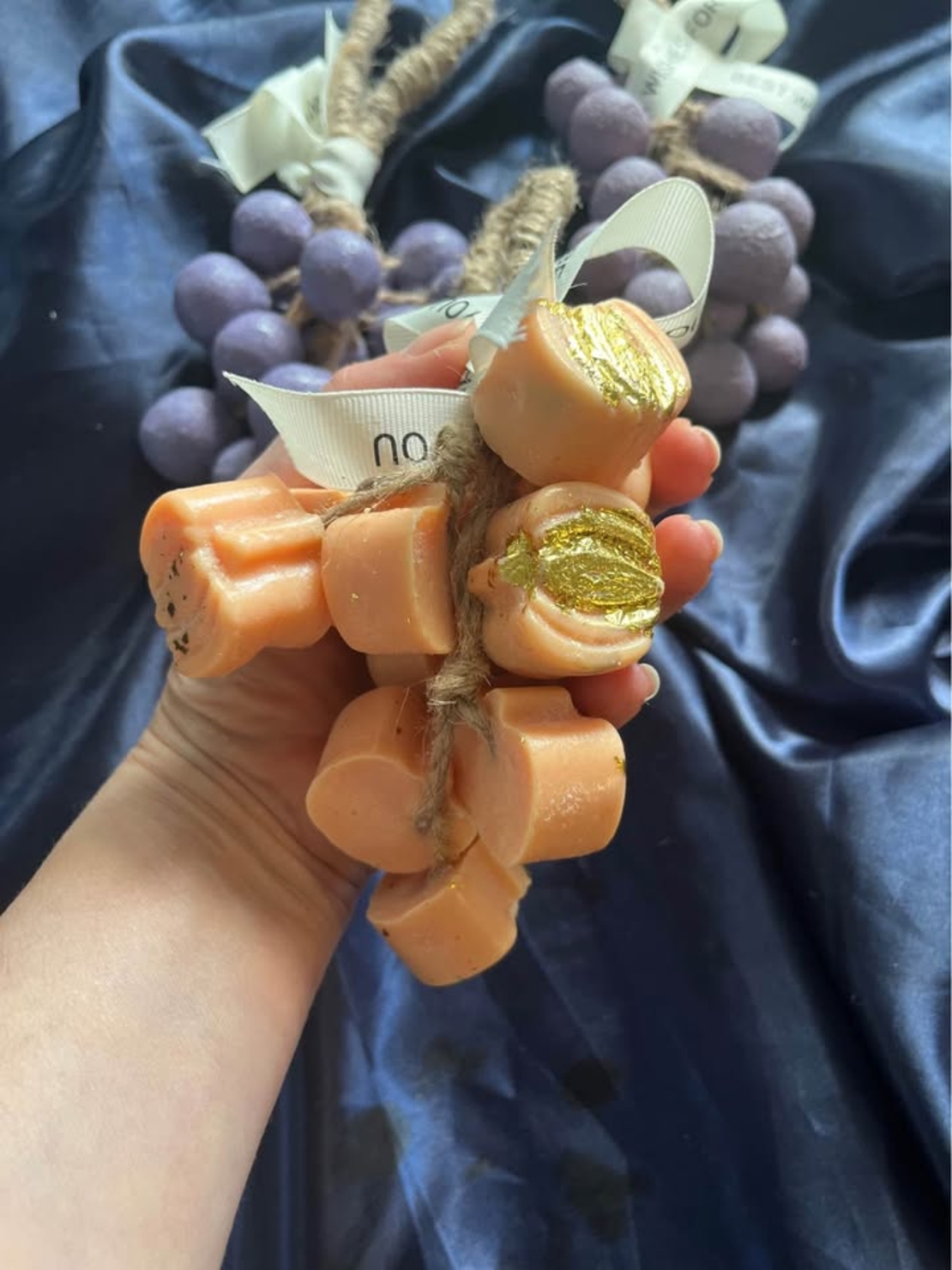 Ръчно изработени сапуни Грозде