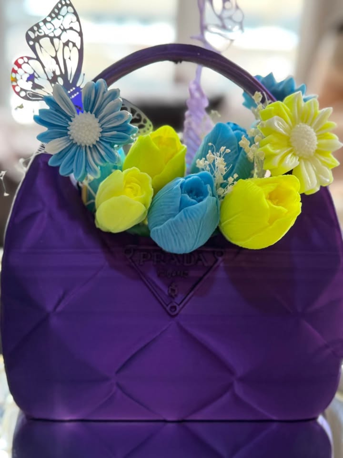 подарък за 8 март 👜 3D принтирани чанти, пълни с ръчно направени цветя
