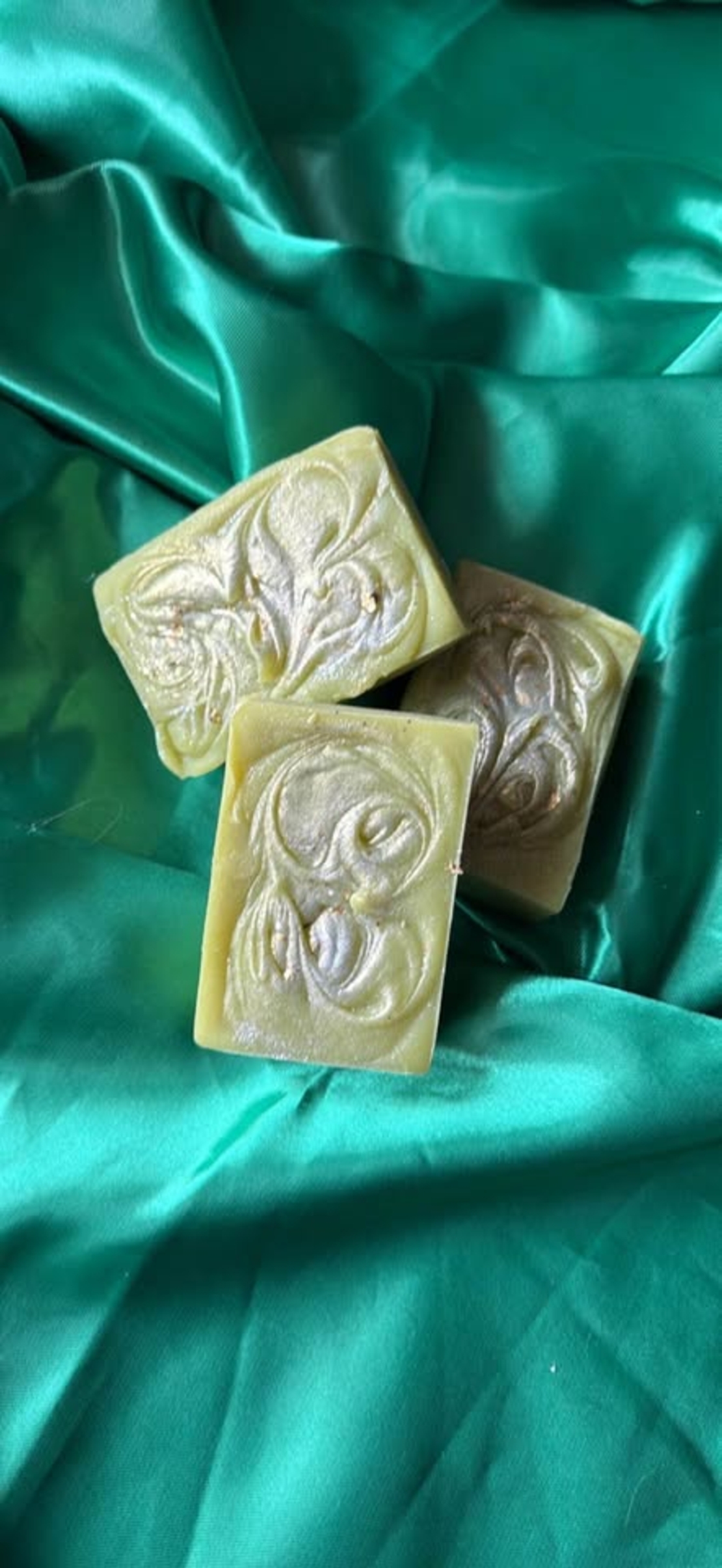 Натурален сапун зелена ябълка с грижа за твоята кожа