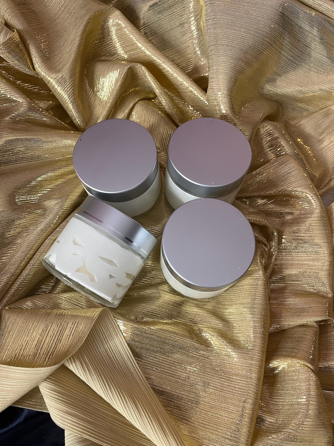 Подхранващ крем за тяло с телешка лой и екзотични масла