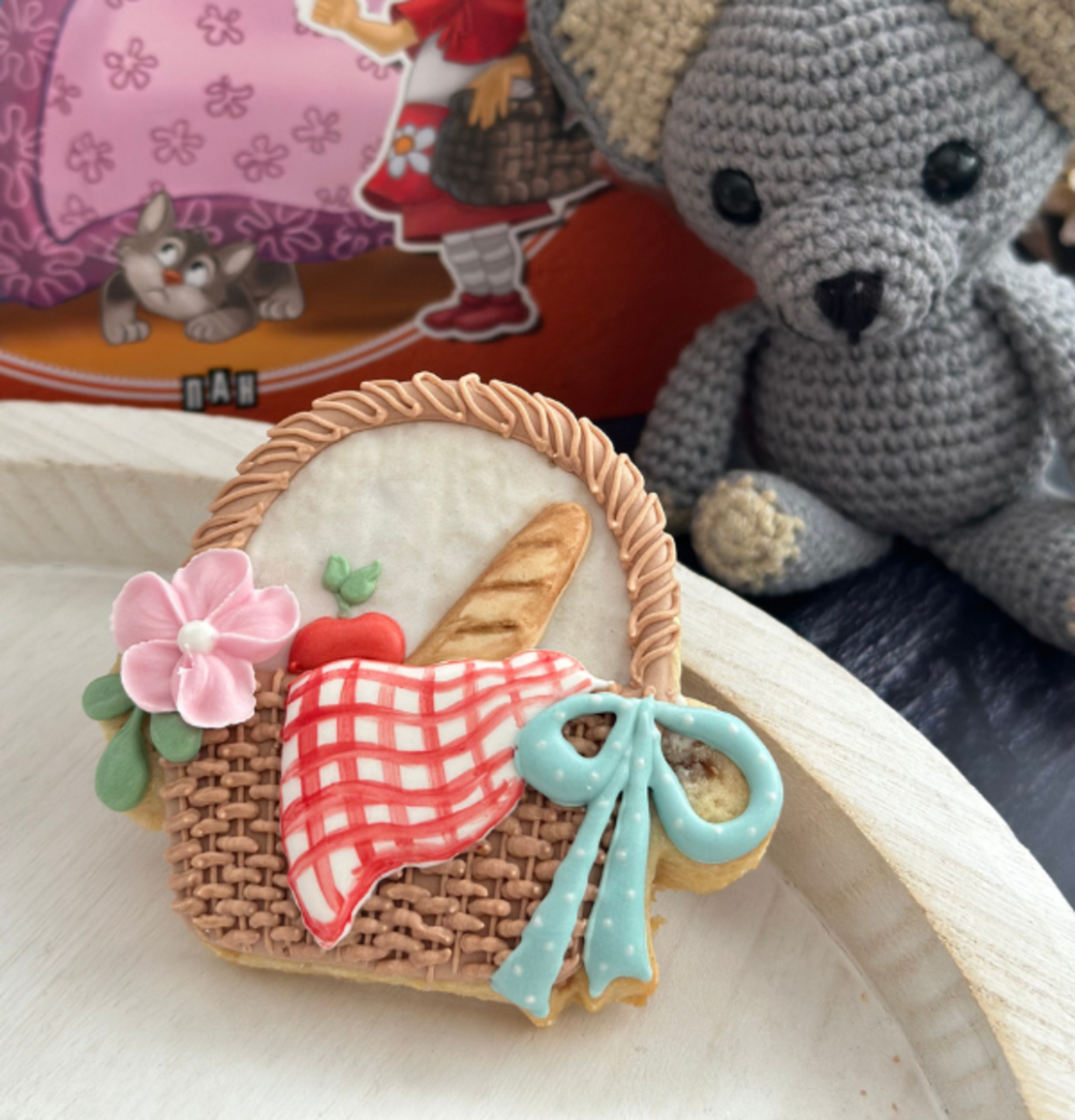 Приказка за хапване - Червената шапчица