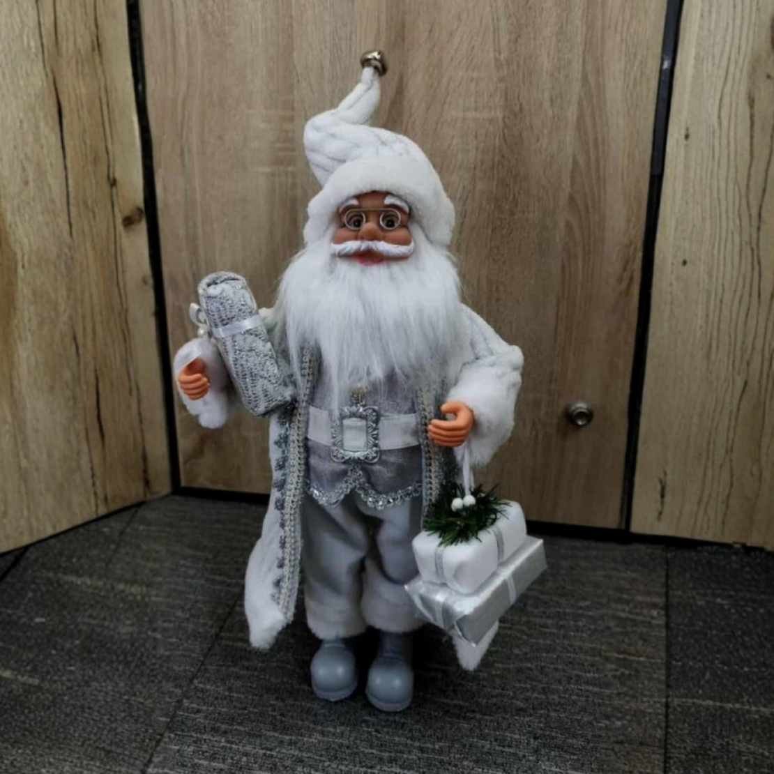 Дядо Коледа в сребристо – празнична фигура