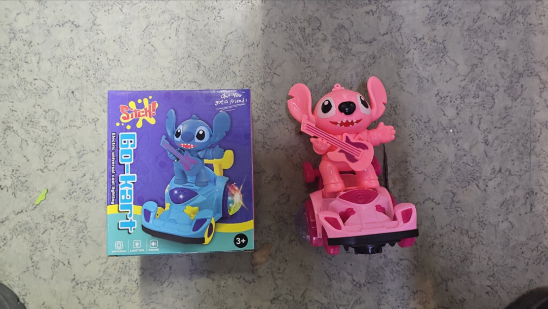 Светеща количка със Stitch – играчката, която движи въображението