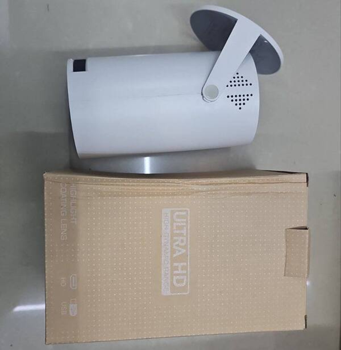 Преносим мини проектор,Android 11