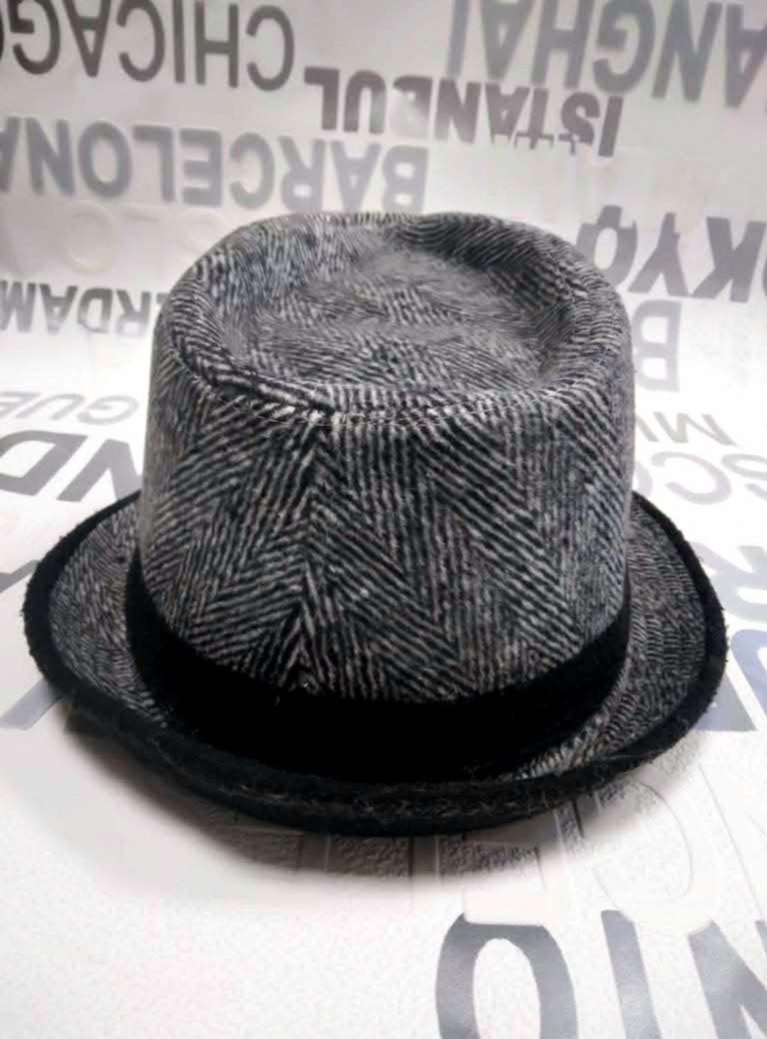 мъжка шапка