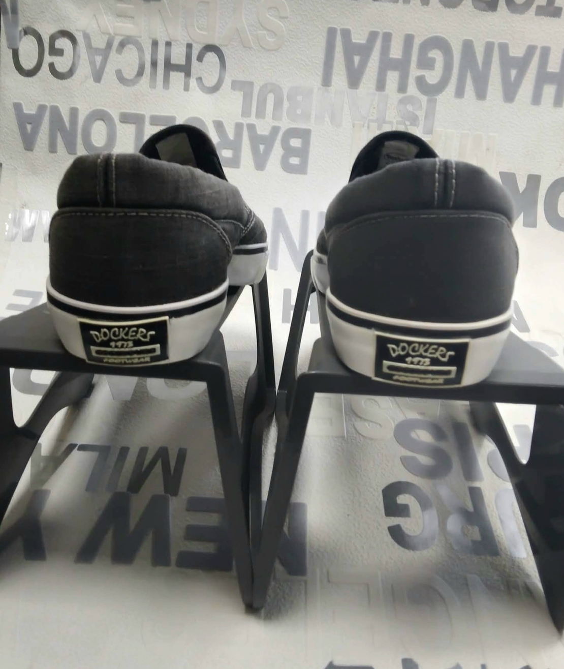 спортни обувки