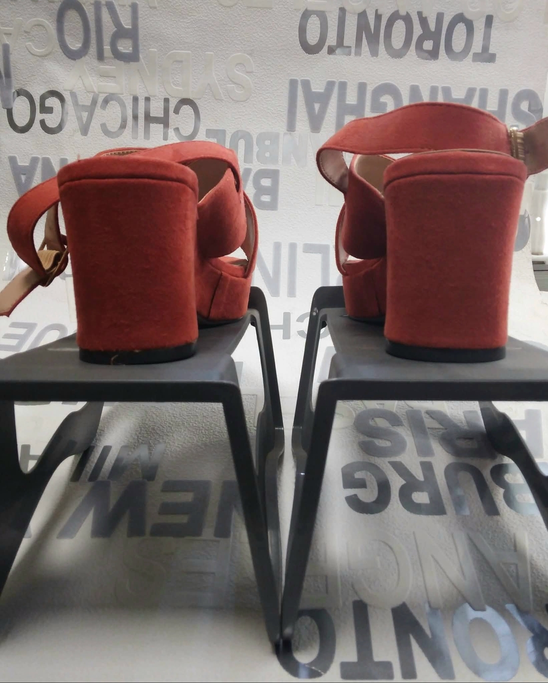 дамски сандали на платформа