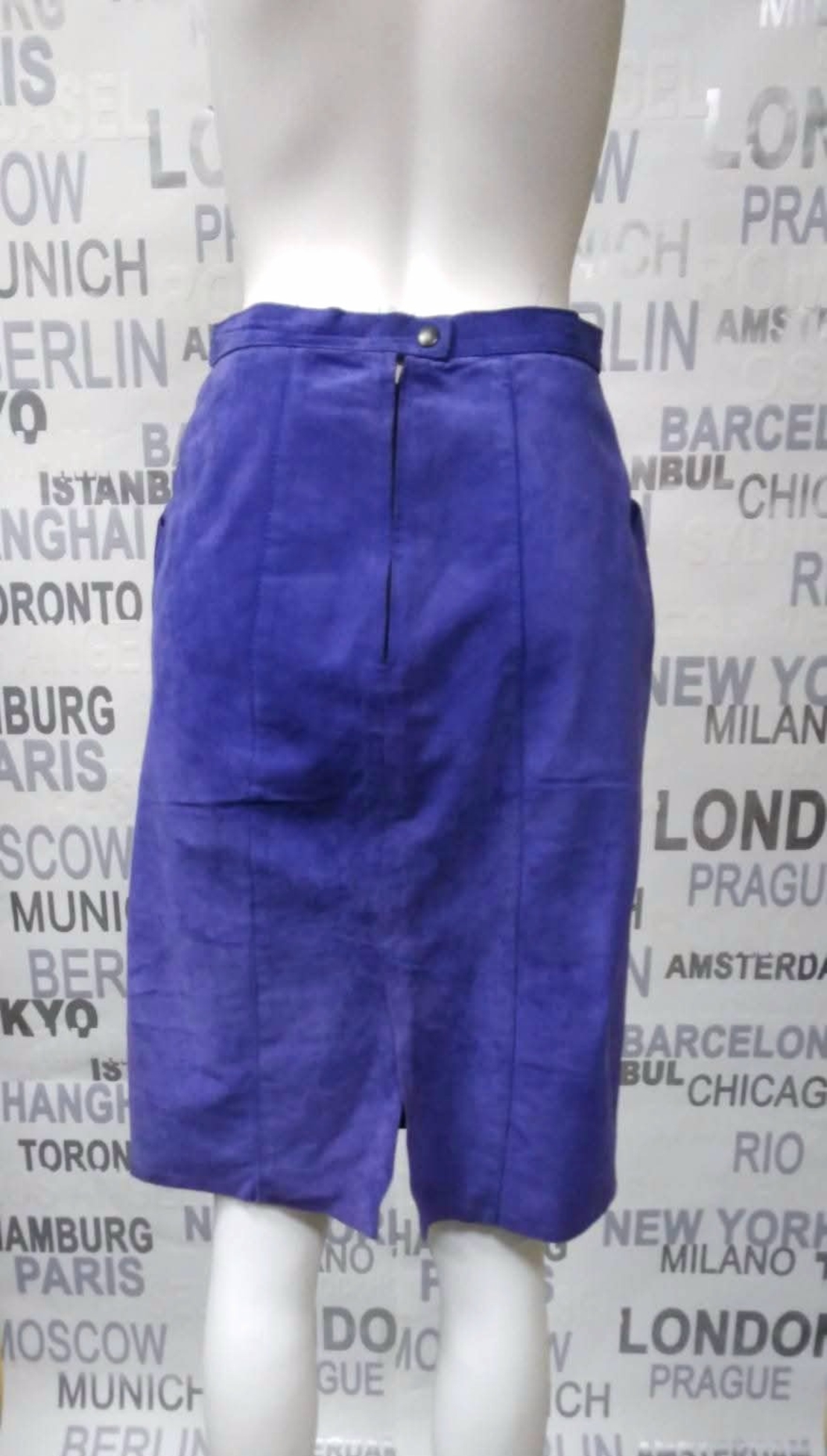 кожена пола