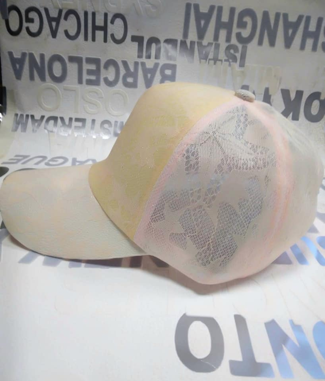 дамски каскет