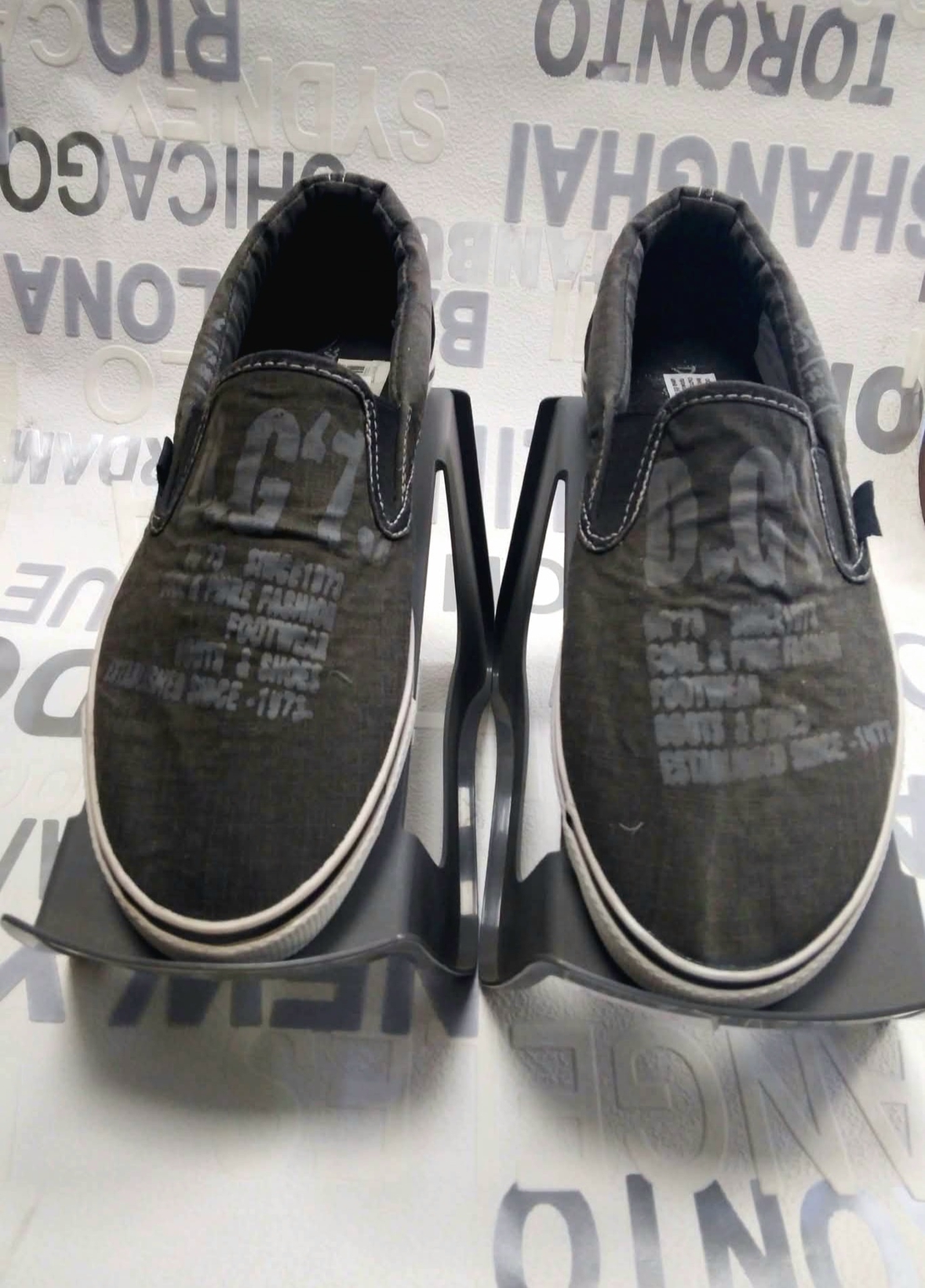 спортни обувки