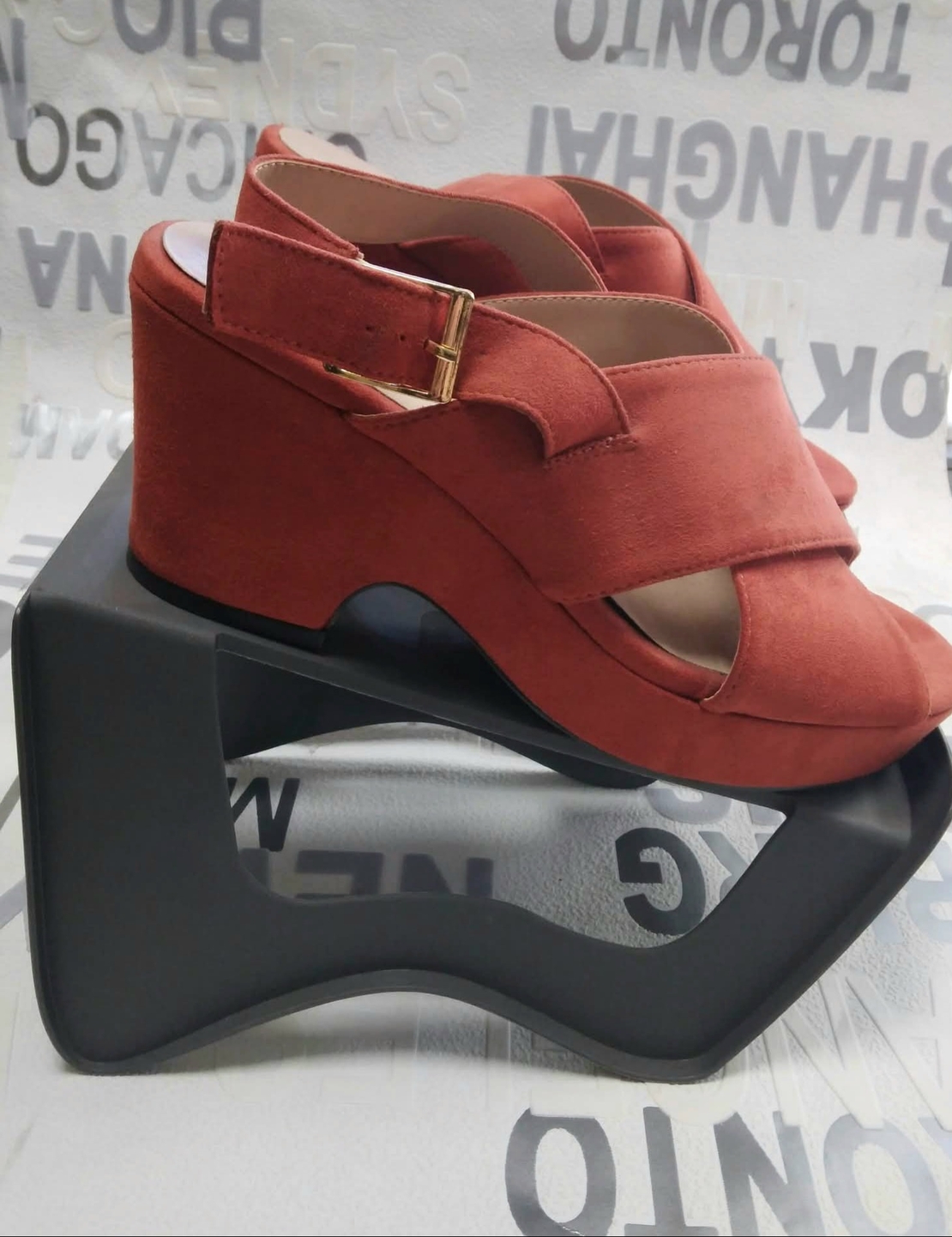 дамски сандали на платформа