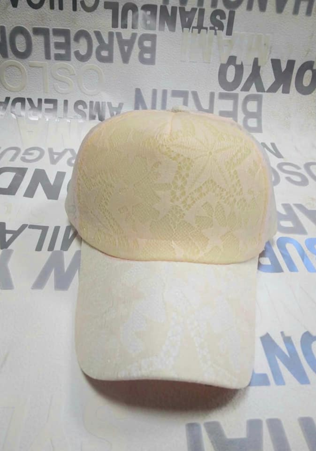 дамски каскет