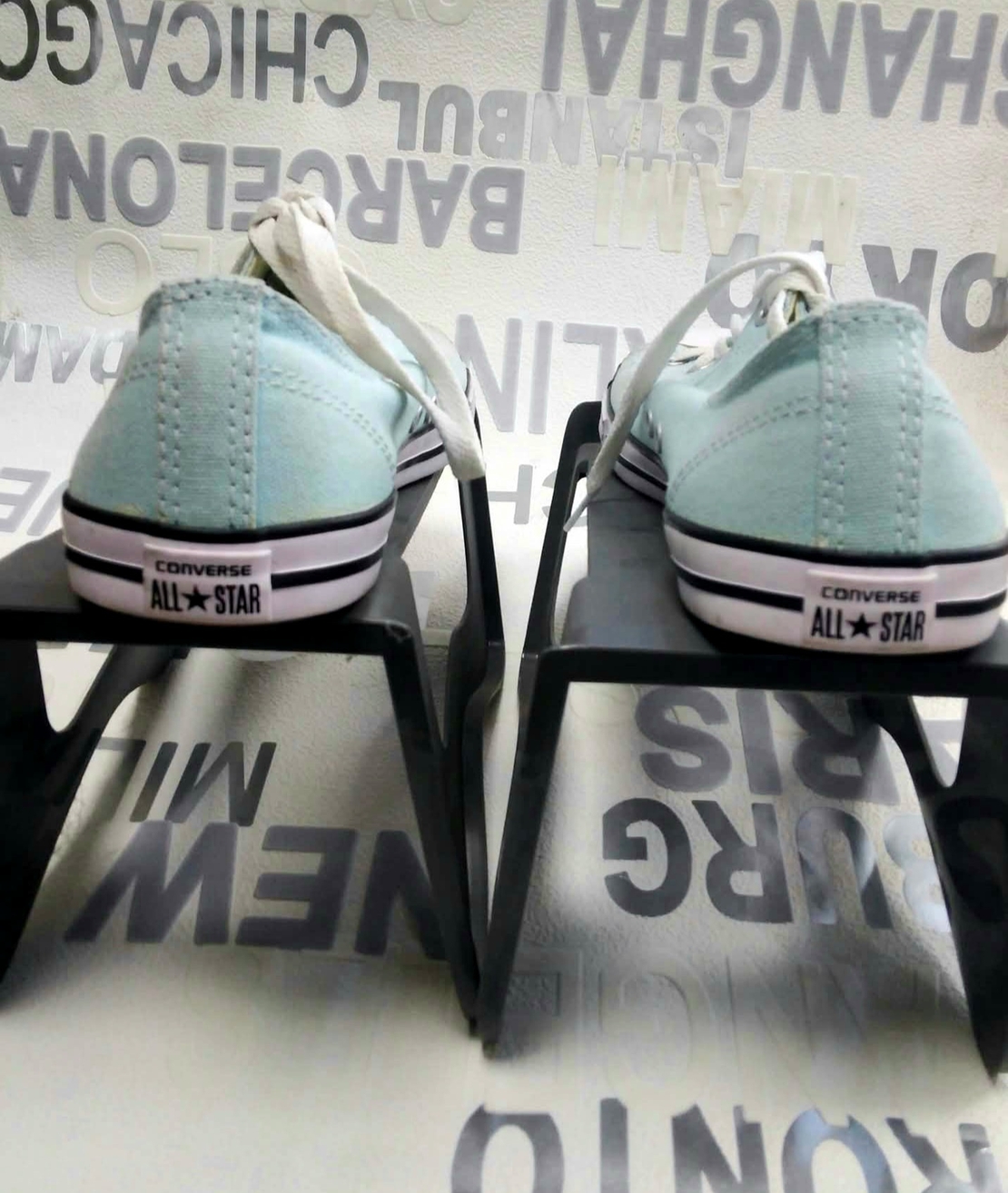 спортни обувки