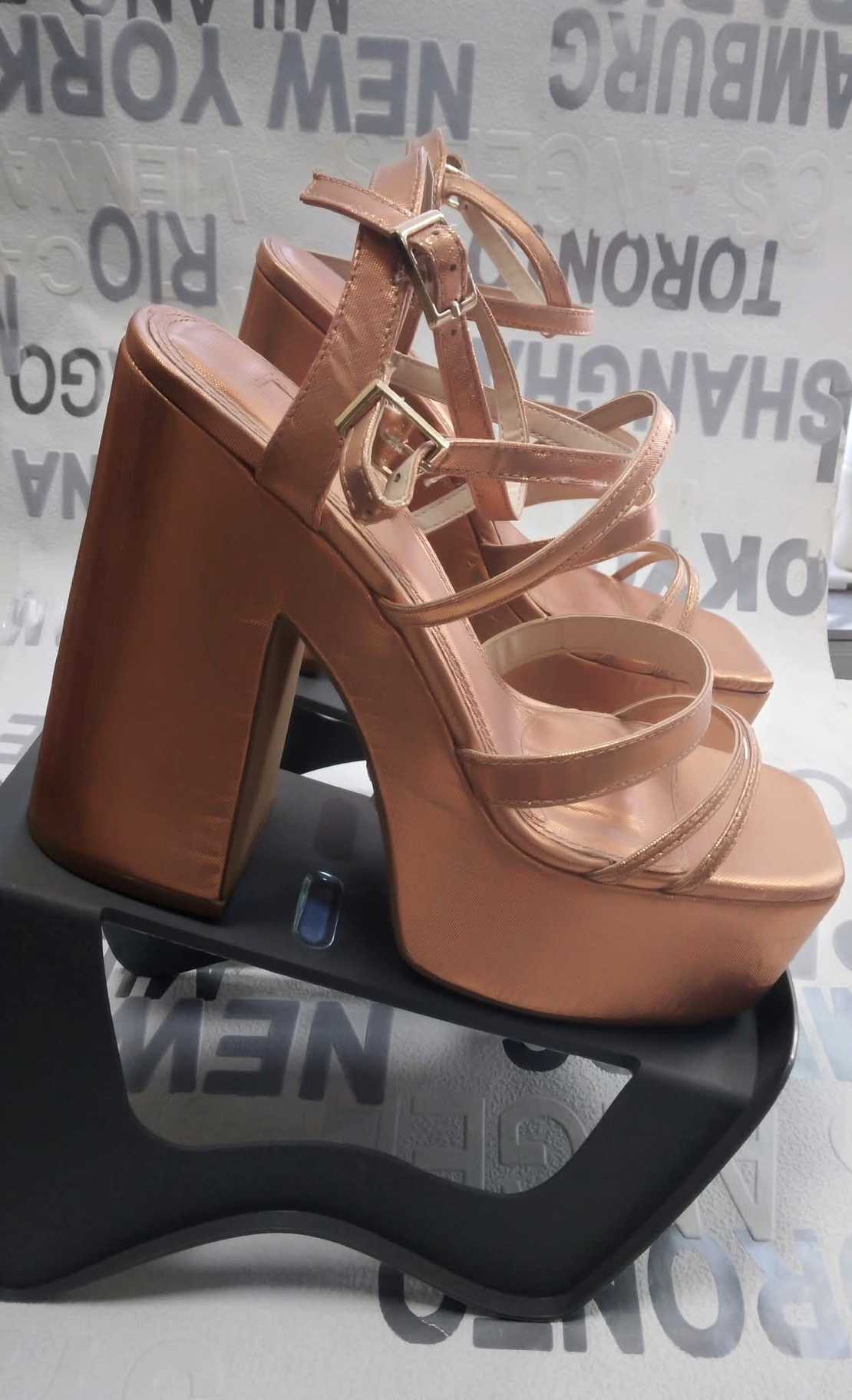 дамски сандали на ток