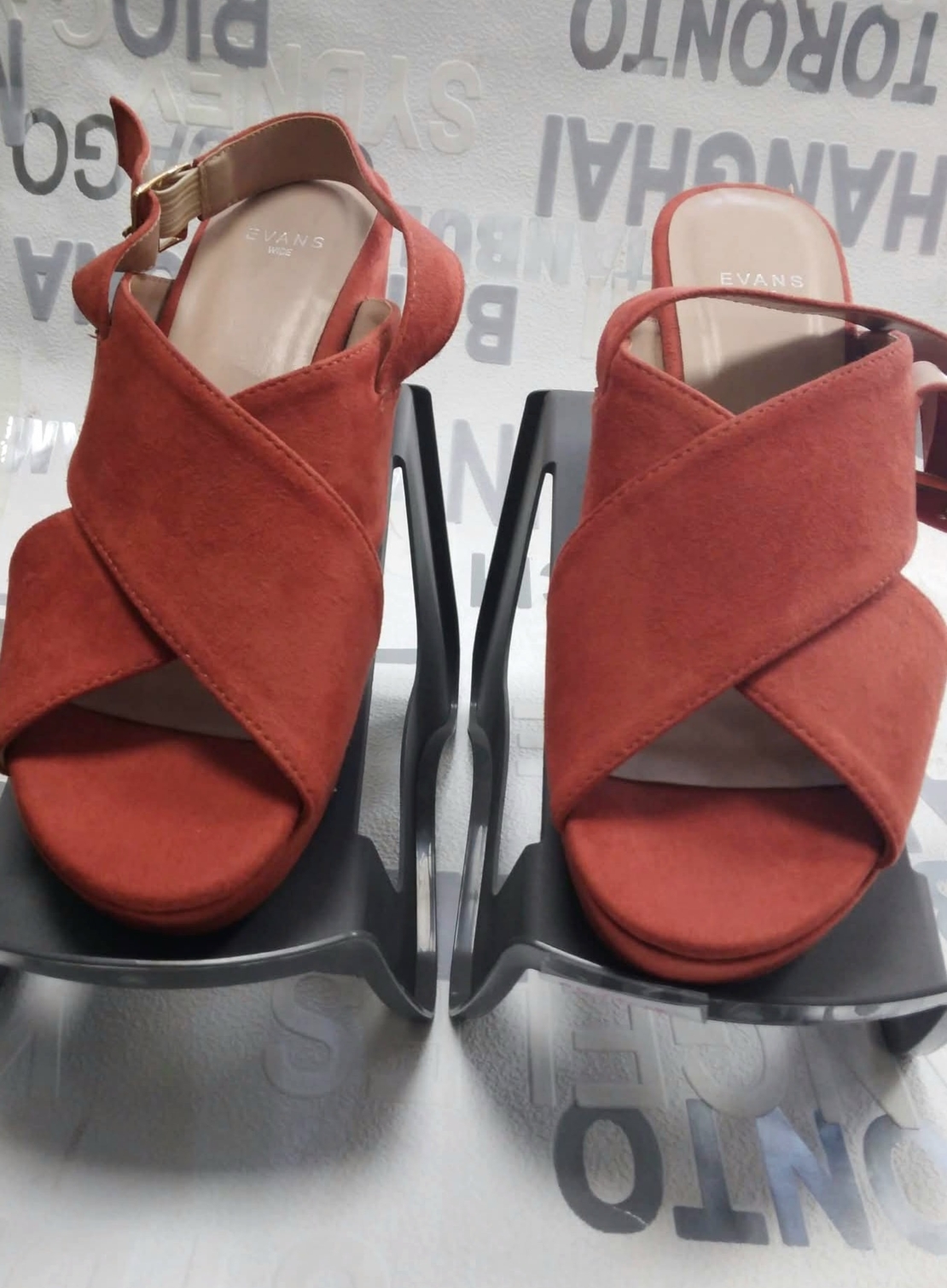 дамски сандали на платформа