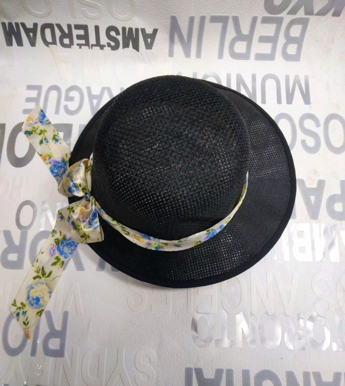 дамска шапка