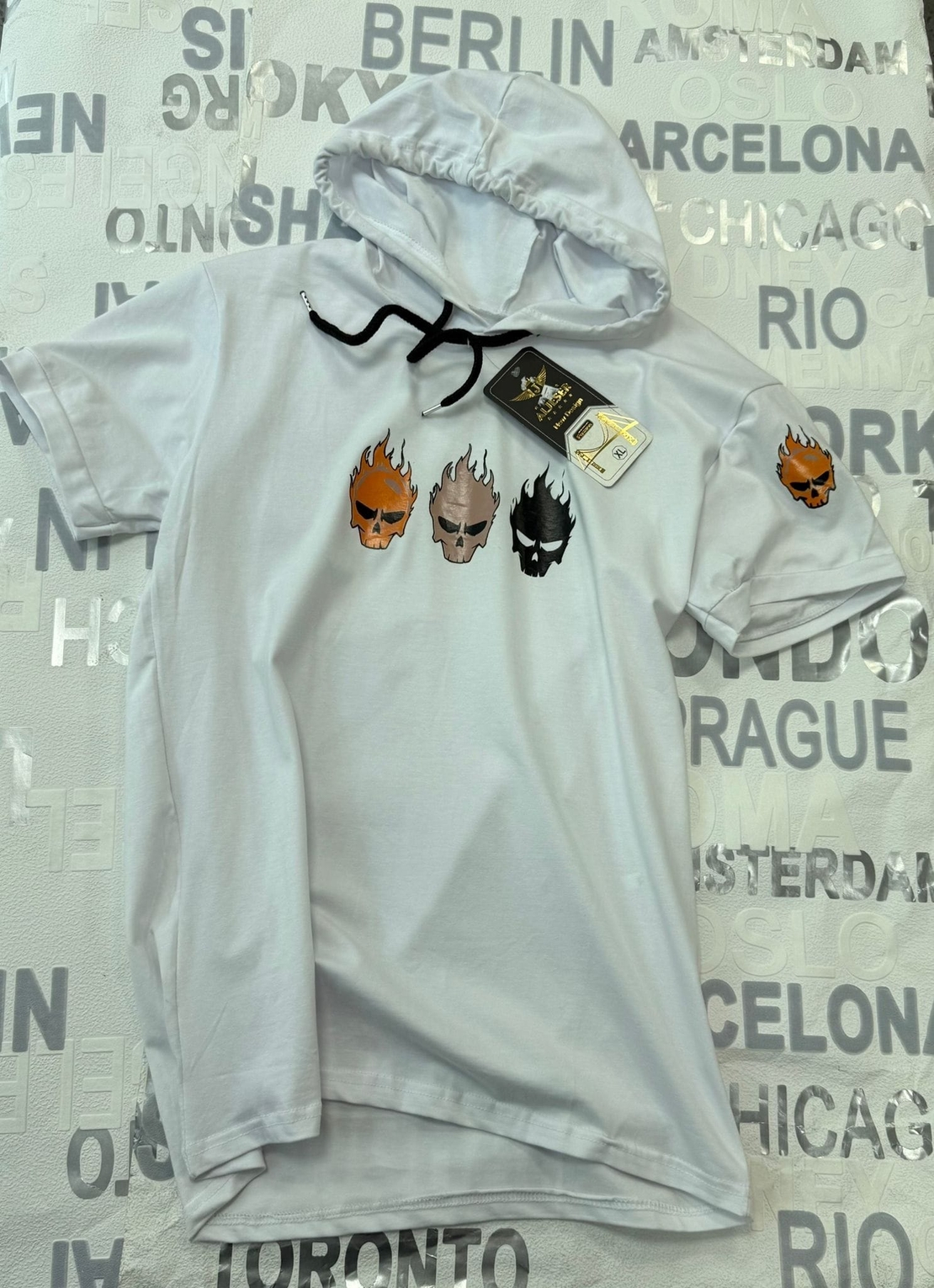 мъжка тениска с качулка